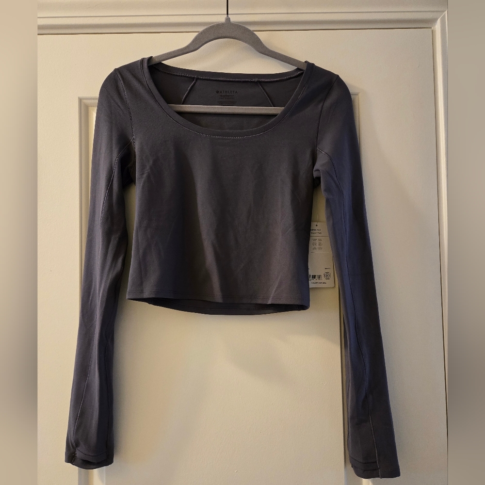 Athleta Transcend Top in Charcoal - Picture 2 of 5